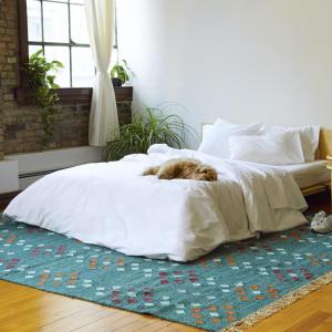 Brooklinen Luxury Sateen Sheet Set – 7 Piece 100% Cotton Bed Sheets – 1 Fitted & 1 Flat Sheet, 4 Pillowcases, 1 Duvet Cover, Soft Sateen Sheets for Ultimate Comfort King – White(White)